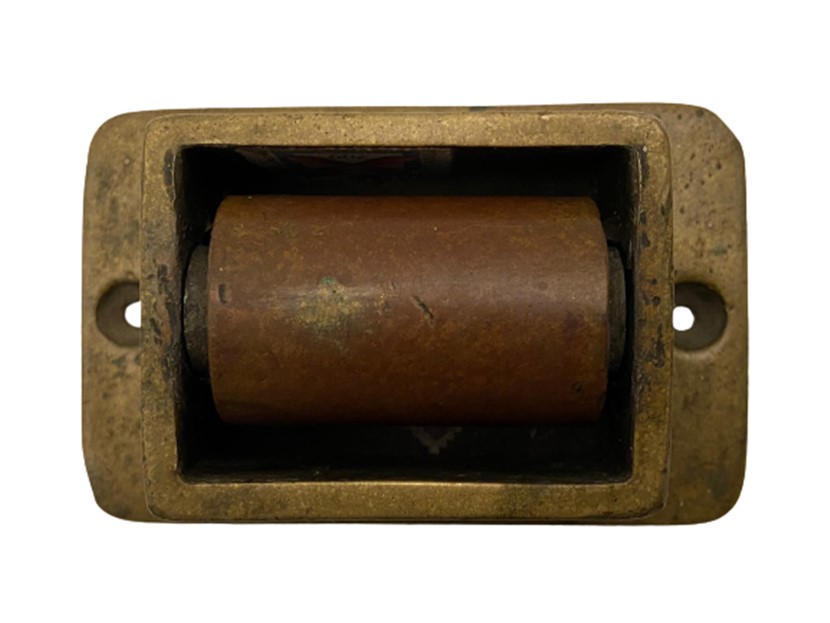 1950 BRONZ PTT ŞUBELERİNDE BULUNAN POSTA PULU YAPIŞTIRILMASINDA KULLANILAN  MERDANELİ PUL ISLATMA ALETİ