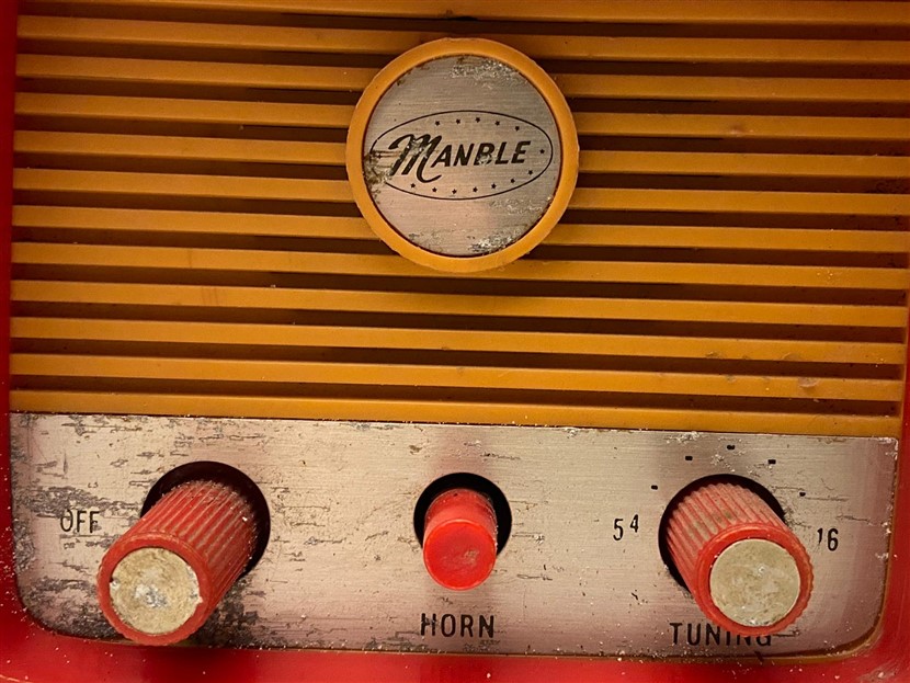 1980 VİNTAGE MANBLE BİCYCY FANC RADİO 456-E  KIRMIZI KREM FM BANT RADYO ARVİN BİCYCLE RADIO MODEL 51Y23