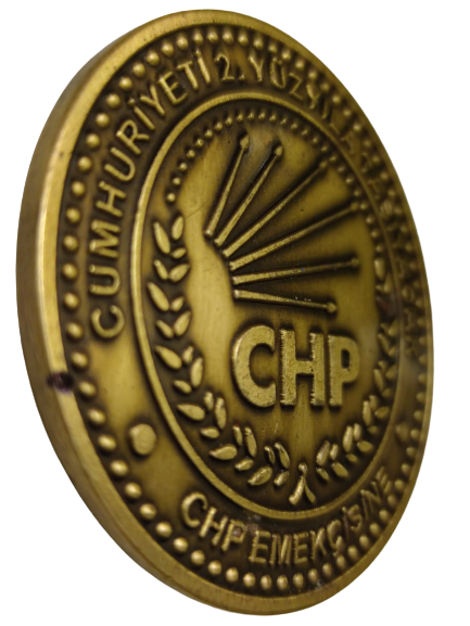 CUMHURİYETİ 2. YÜZ YILA TAŞIYACAK CHP  EMEKCİSİNE VERİLEN  BRONZ ONUR BAGLILIK BAŞARI MADALYASI