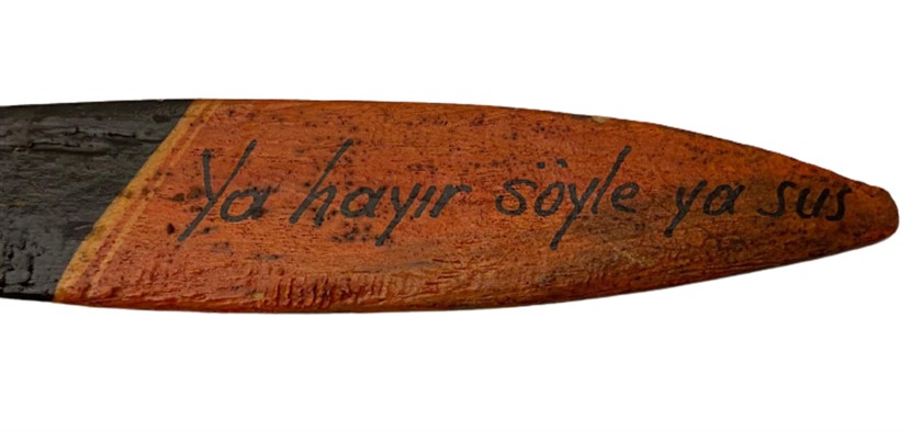 TEK PARCA AHŞAPDAN OYMA EL YAPIMI & EL KÖK BOYAMA KONYA TAHTA KAŞIK YA HAYIR SÖYLE YA SUS ATA SÖZÜ