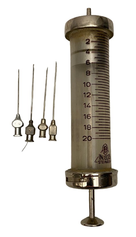 VİNTAGE ALMAN METAL KUTUSUNDA INJECT A STEINACH MARKA 20 ML CAM POMPALI ENJEKTÖR 