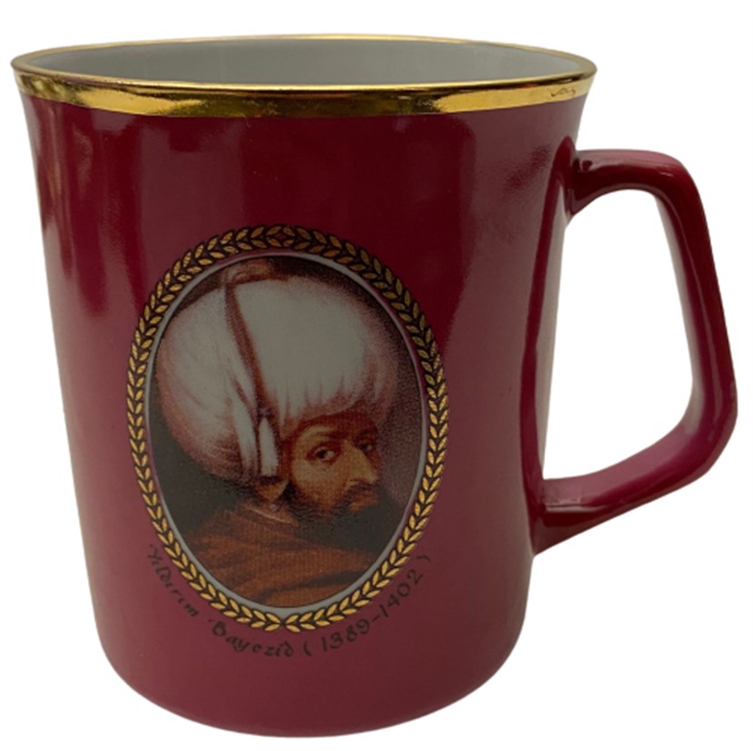 MİLLİ SARAYLAR YILDIZ PORSELEN OSMANLI YILDIRIM BAYEZİD VE OSMANLI DEVLET ARMALI GÖRSELLİ PORSELEN KUPA