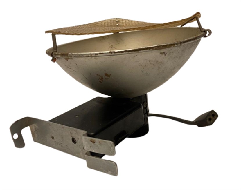 CAMERA FLAŞI TYPE B CANAK REFLEKTÖRLÜ  MODEL TEK KULLANIMLIK GAZLI FİLEMANLI  AMPUL TAKILARAK KULLANILAN  