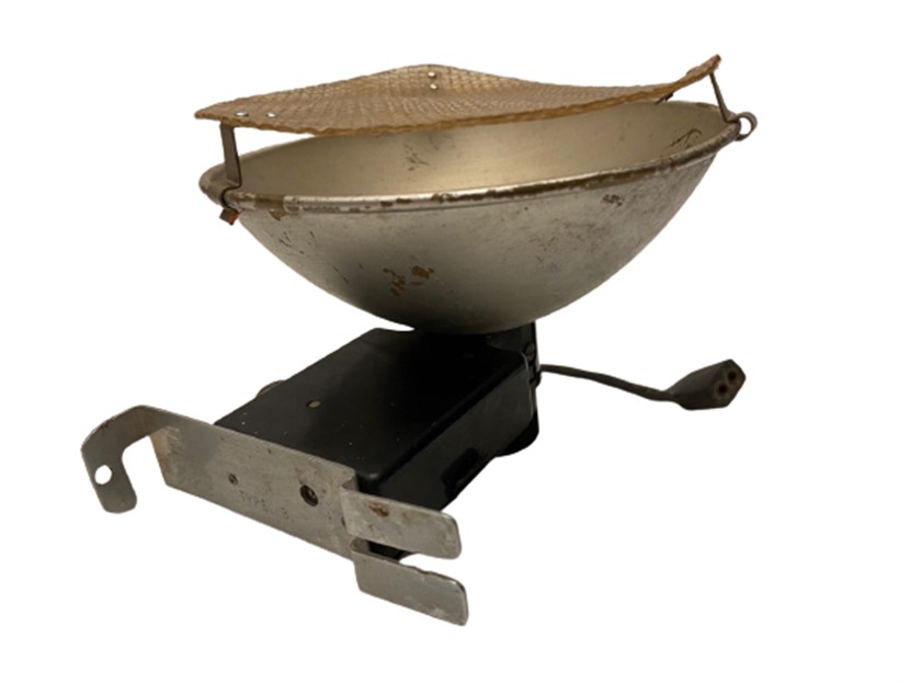 CAMERA FLAŞI TYPE B CANAK REFLEKTÖRLÜ  MODEL TEK KULLANIMLIK GAZLI FİLEMANLI  AMPUL TAKILARAK KULLANILAN  