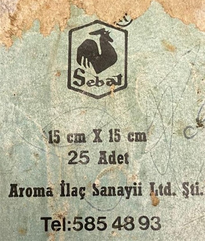 SEBAT AROMA İLAÇ SANAYİ LTD ŞTİ YUVARLAK KAPAKLI  ÜZERİ ETİKETLİ TENEKE KUTU