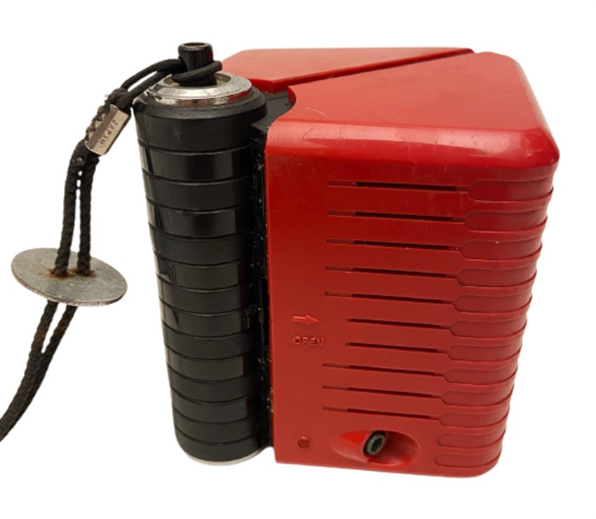 SONY MODEL TR 1818 AM BOX RADYO KÜP ŞEKLİNDE AÇILIR KOLEKSİYON 