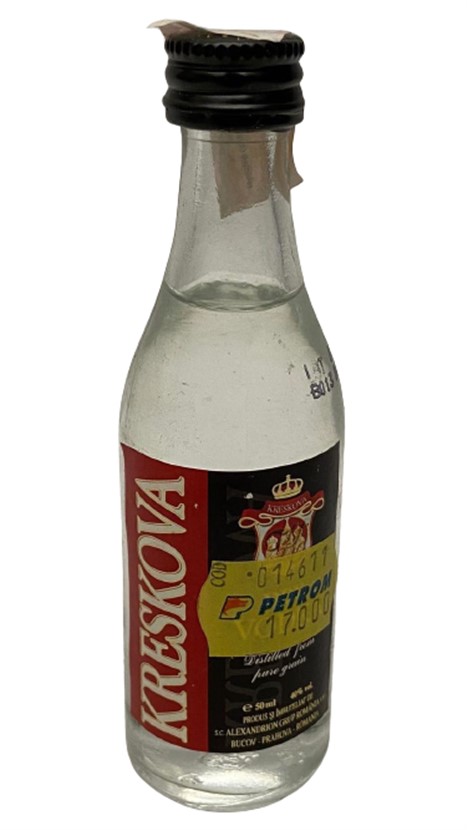 ROMANYA KRESKOVA 50 ML MİNYATÜR İÇKİ ŞİŞESİ KAPAGI ACILMAMIŞ DOLU KOLEKSİYON