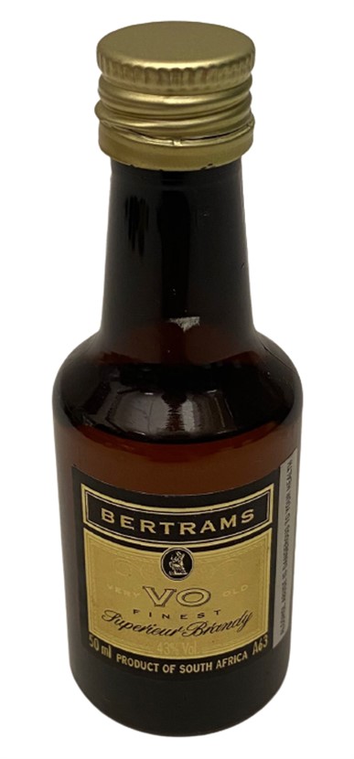 BERTRAMS FINES SUPERİOUR BRANDY 50 ML MİNYATÜR İÇKİ BRANDY PLASTİK ŞİŞE KAPAGI ACILMAMIŞ DOLU KOLEKSİYON