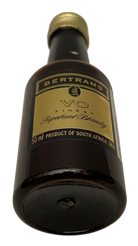 BERTRAMS FINES SUPERİOUR BRANDY 50 ML MİNYATÜR İÇKİ BRANDY PLASTİK ŞİŞE KAPAGI ACILMAMIŞ DOLU KOLEKSİYON