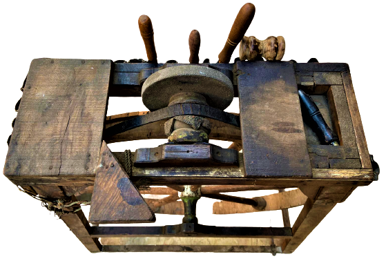 1910 OSMANLI SEYYAR BİLEVCİ SIRTTA TAŞINAN GEZİCİ BİLEV TEZGAHI TAMAMI AHŞAP MEKANİK  BİLEV TAŞ CARKLI EL YAPIM BİLEVCİ TEZGAHI