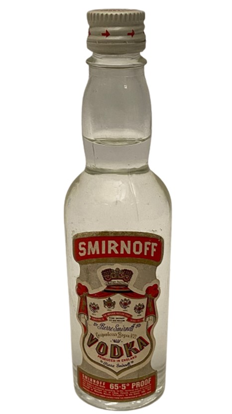 SMIRNOFF VODKA 50 ML MİNYATÜR İÇKİ VOTKA ŞİŞESİ KAPAGI ACILMAMIŞ DOLU KOLEKSİYON