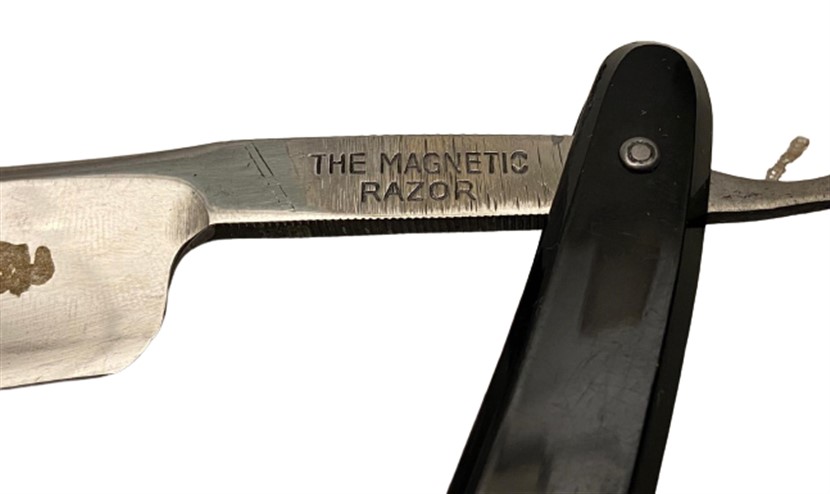 1950 ORİJİNAL KENDİ KUTUSUNDA KULLANILMAMIŞ 0  EXTRA HOLLOW GROUND FULLY WARRANTED SİYAH BAKALİT SAPLI USTURA