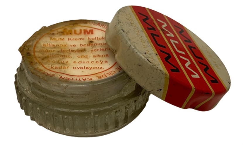 MUM CREAM DEODORANT AÇILMAMIŞ KREM DEODORANT KAPAK  METAL  KASE KISMI CAM