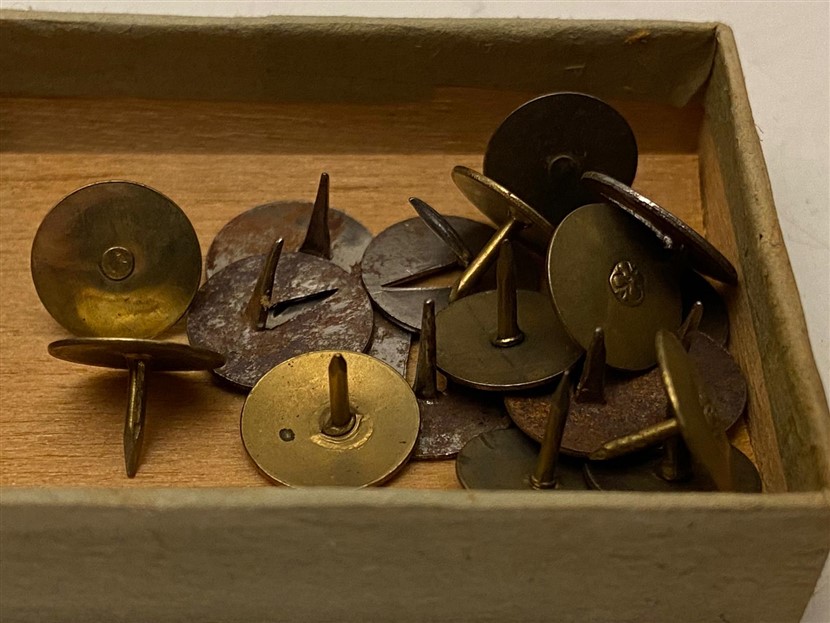 1920 REİSSBRETT STİFTE HEICONI ORİJİNAL KARTON KUTUSUNDA RAPTİYE