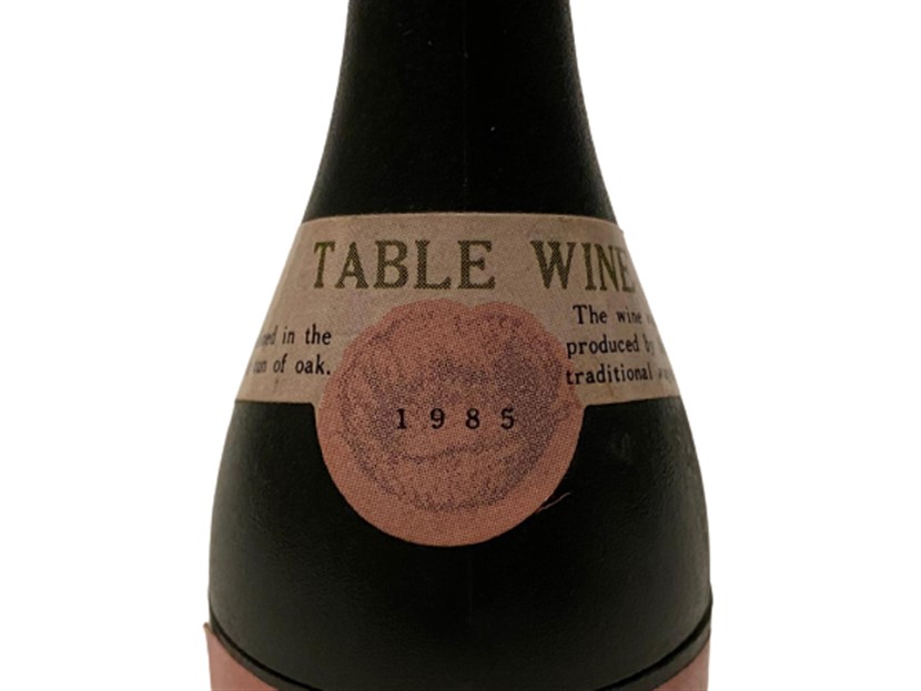 TABLE WINE İÇKİ ŞİŞESİ ŞEKLİNDE  İCERSİNDE PİL OLAN ELEKTRONİK CIHAZ ALET