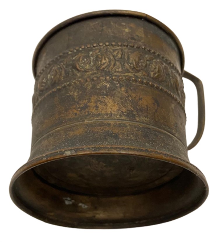 OSMANLI PAZARINA YAPILMIŞ PİRİNC  ÇİFT ÜZERİ KABARTMA İŞLEMELİ BARDAK ZARFI ÜZERİNDE CATLAMALAR VARDIR