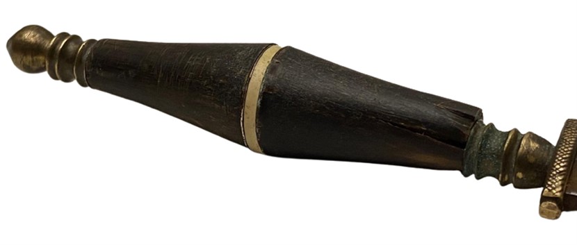 1940 ÜZERİ KOMPLE KALEM  İŞLEMELİ CELİK TOLEDO DAMGALI PİRİNC KUKA SAPLI KUŞAK KAMASI