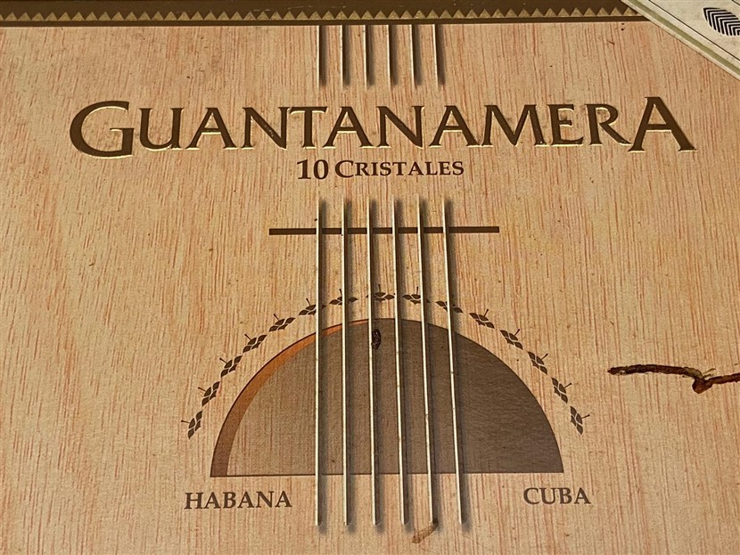 GUATANAMERA KUBA AHŞAP KUTU İCERSİNDE 10 BOŞ SEFFAF PURO SAKLAMA TÜPLU AHŞAP KAPAKLI BOŞ KÜBA PUROSU KUTUSU