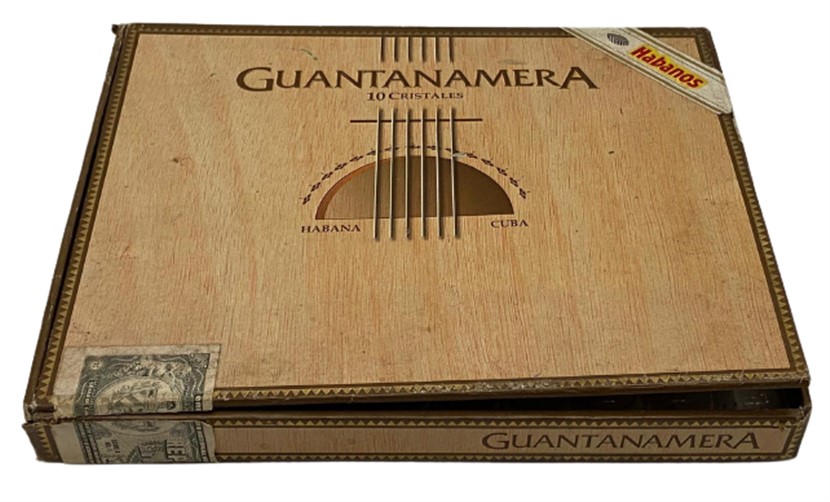 GUATANAMERA KUBA AHŞAP KUTU İCERSİNDE 10 BOŞ SEFFAF PURO SAKLAMA TÜPLU AHŞAP KAPAKLI BOŞ KÜBA PUROSU KUTUSU