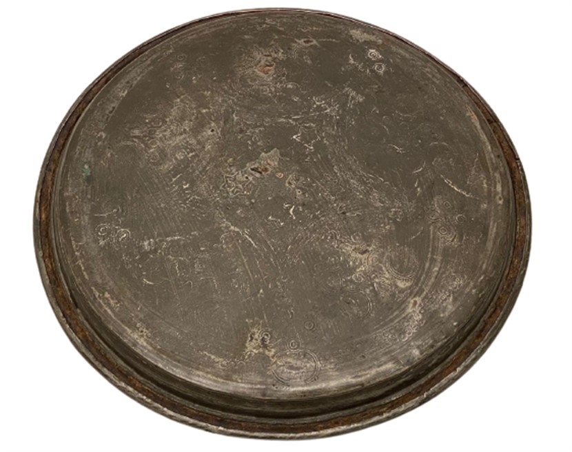 1950 ÜZERİ KOMPLE USTA KALEM İŞLEMELİ ŞABAN GAZİANTEP B. CAPAR YAZILI DAMGALI BAKIR KAHVE İKRAM İCİN KULLANILAN TEPSİ 