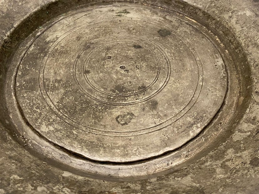 OSMANLI EL DOGME İŞCİLİKLİ BAKIR  ERMENİ KALEM İŞ YAZILI  DAMGALI VE YAZILI BAKIR LENGER 