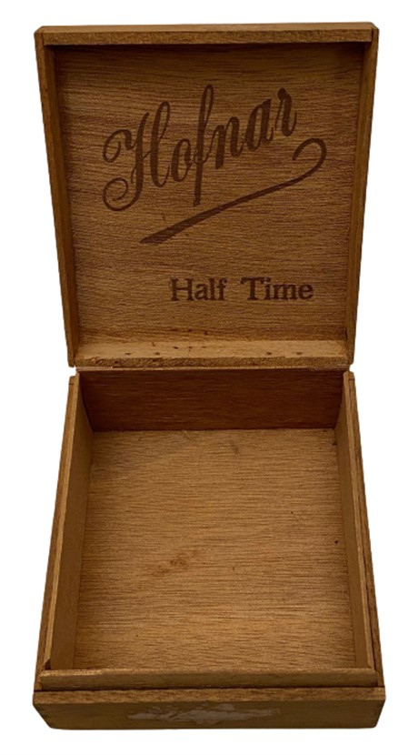 HOFNAR HALF TIME AHŞAP KAPAKLI İÇERSİ BOŞ  PURO KUTUSU