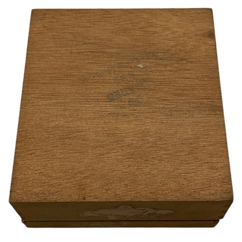 HOFNAR HALF TIME AHŞAP KAPAKLI İÇERSİ BOŞ  PURO KUTUSU
