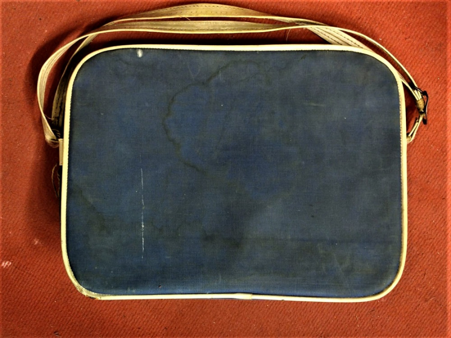 AIR FRANCE  LE PLUS GRAND RESEAU DU MONDE MAVİ BEYAZ YAZILI FIRANSIZ HAVA YOLLARI FERMUARLI VİNLEKS SEYEHAT CANTASI