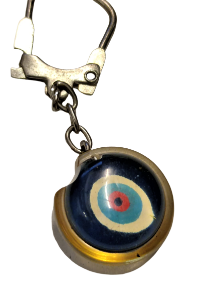 ANADOL ARABA OTO POLİ KARBON ŞEFFAF ANAHTARLIK ÖN TARAF ANADOL LEGOLU DİGER TARAF NAZARLIK 70 Lİ YILLAR