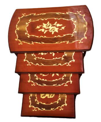 1970 CEVİZ AYAKLAR MASİF ÜZERİ MARKUTERİ EL İŞCİLİKLİ  CİCEK DESEN  İŞCİLİKLİ  DÖRTLÜ İÇ İÇE GECME ZİGON SEHBA