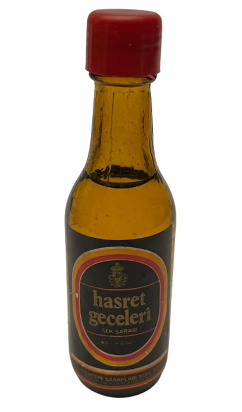ESENTEPE HASRET GECELERİ SEK ŞARABI 50 ML MİNYATÜR İÇKİ ŞARAP ŞİŞESİ KAPAGI ACILMAMIŞ DOLU KOLEKSİYON 