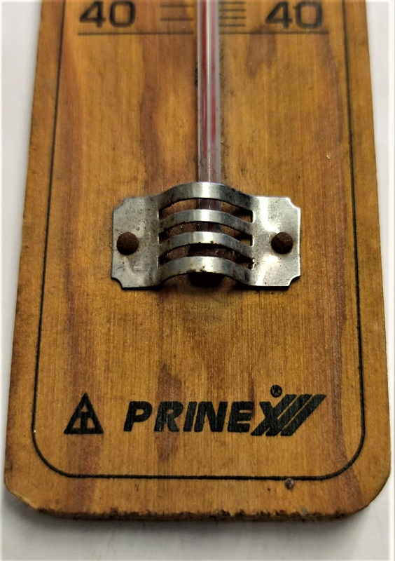 1950 AHŞAP REKLAMLI  ÜZERİ CAM ÇUBUK KIRMIZI CIVALI HAVA SICAKLIK ÖLÇÜ TERMOMETRE DERECE 