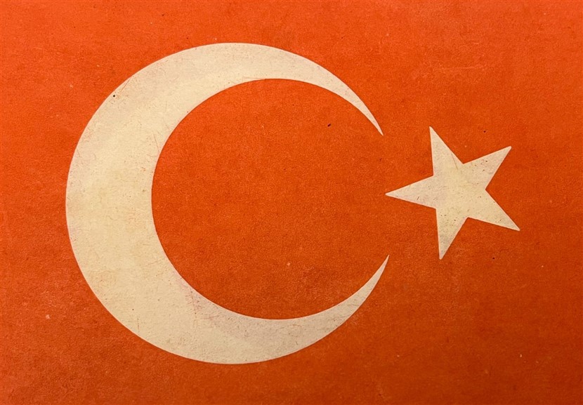 1950 KAĞIT TÜRK BAYRAKLARI 100 ADET SIRALI DİKİLMİŞ 12 METRE BOYUNDA BAYRAK