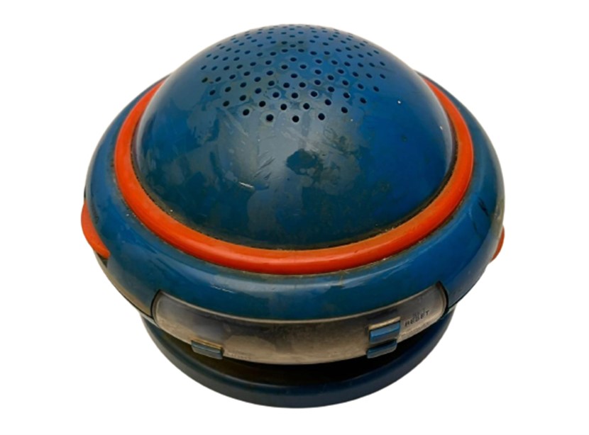 1970 RETRO RADIO  MAVİ UFO UZAY GEMİSİ FOMRUNDA PİLLİ RADYO