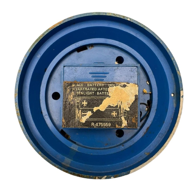 1970 RETRO RADIO  MAVİ UFO UZAY GEMİSİ FOMRUNDA PİLLİ RADYO