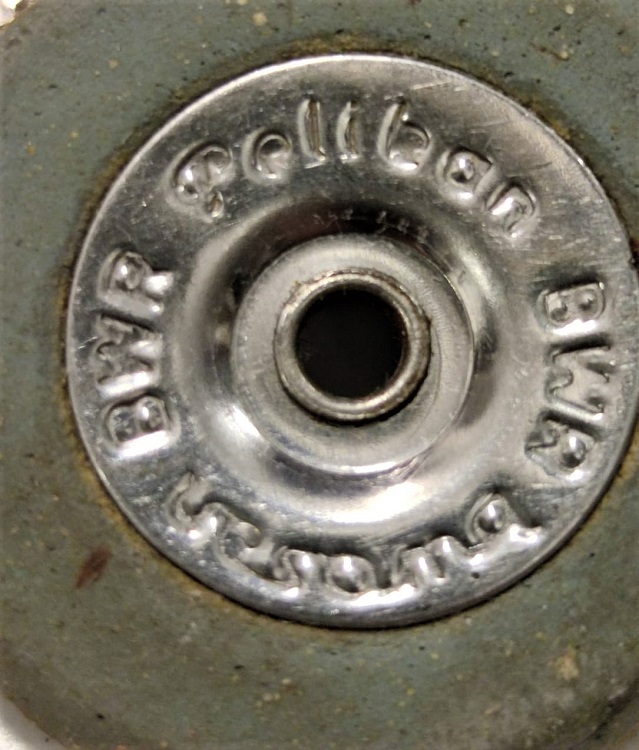 PELİKAN BWR /10 MÜREKKEP TÜKENMEZ DOLMA KALEM SİLGİ  4 ADET TENEKE KAPAKLI KUTU 