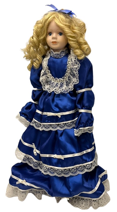 ELİ YÜZÜ PORSELEN VE EL BOYAMA YAPIMI EL DİKİM KUMAŞ ELBİSELİ YÖRESEL OYUNCAK KIZ COCUK BEBEK