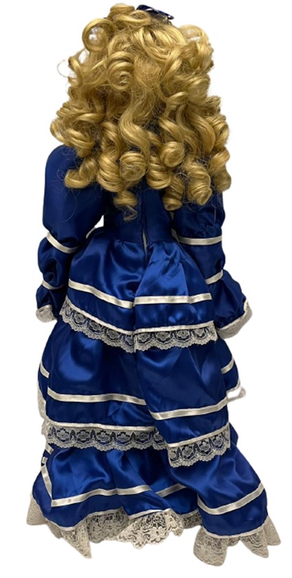 ELİ YÜZÜ PORSELEN VE EL BOYAMA YAPIMI EL DİKİM KUMAŞ ELBİSELİ YÖRESEL OYUNCAK KIZ COCUK BEBEK