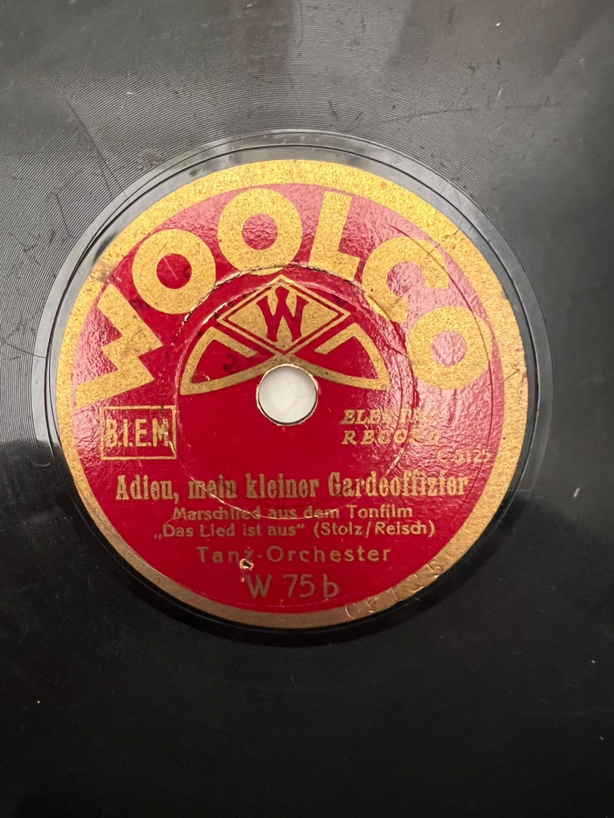 WOOLCO LUSTİGE SCHLİTTENFAHRT ORCHESTER - ADLEU MEİN KLEİNER GARDEOFFİZİER TANZ ORCHESTER 78 DEVİR TAŞ PLAK