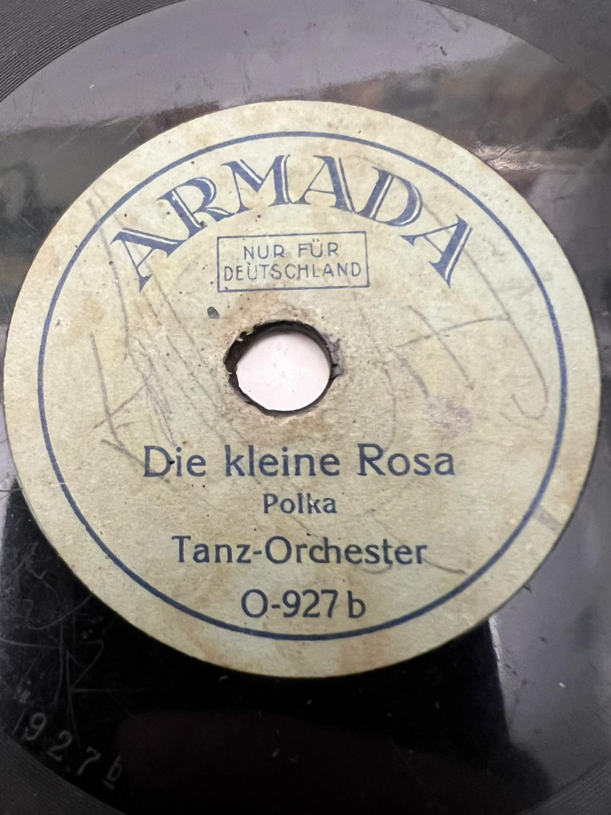 DİE KLEİNE ROSA POLKA TANZ ORCHESTER - WAS MACHT DER MAİER AM HİMALAJA FOXTROT TANZ - ORCHESTER 78 DEVİR TAŞ PLAK