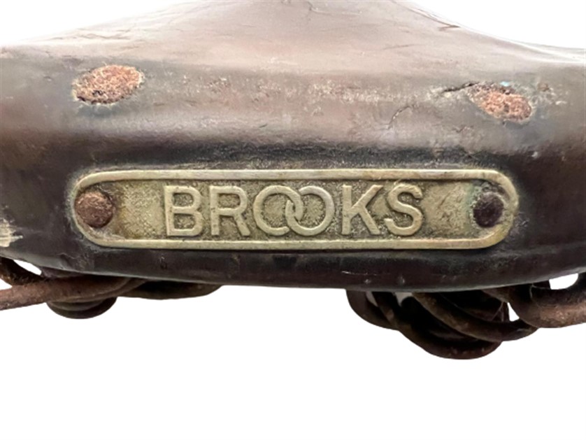 BROOKS GENT'S B73 MODEL KÖSELE BİSİKLET  SELE KOLTUĞU YAYLARINDA KIRIK VARDIR