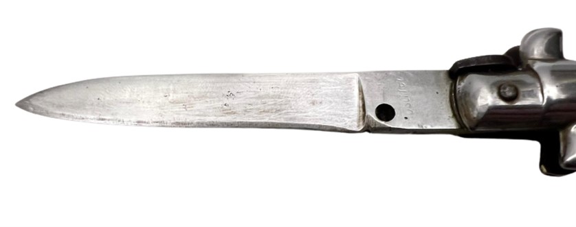 1970 ORİJİNAL KENDİ KILIFINDA BOYNUZ SAPLI OTOMATİK EMNİYET KİLİTLİ SUSTALI İTALYAN TARZ STİLETTO 