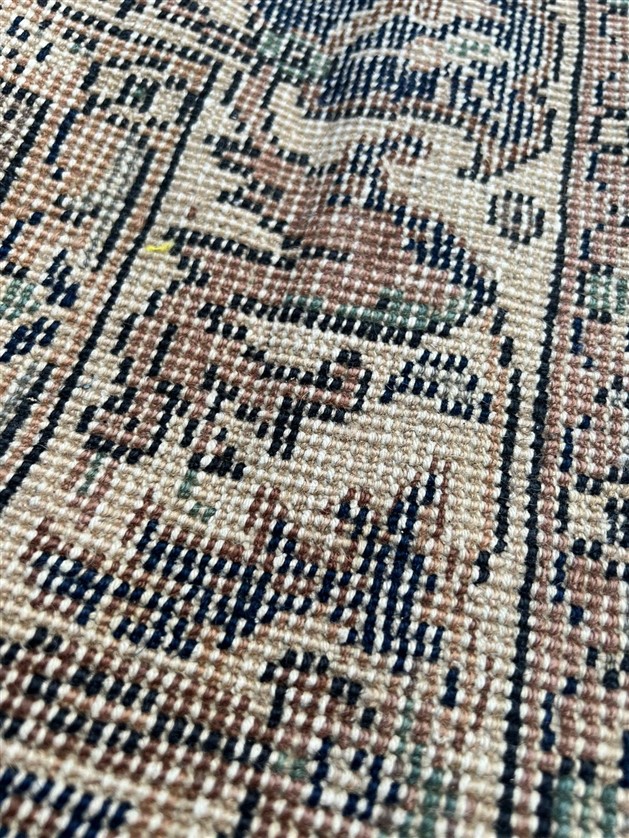 1950 DEKORATİF  EL DOKUMA KÖK BOYA LACİVERT TONLARDA  ISPARTA ESKİ HALI