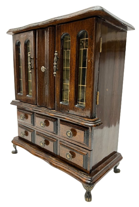 UFAK BOYDA MASİF AYNALI ÇEKMECELİ METAL AYAKLI EL YAPIMI MAKYAJ MASASI ÜZERİ MÜCEVHERLİK