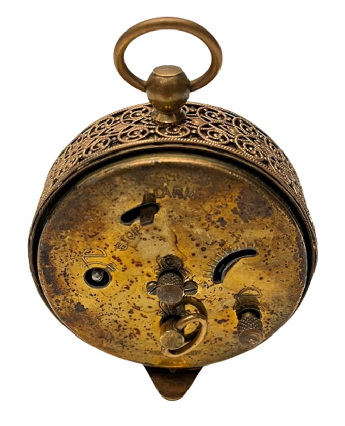 BLESSİNG WEST GERMANY CLOCK YANLARI İŞLEMELİ KURMALI MEKANİK ÇALAR BAŞ UCU SAAT