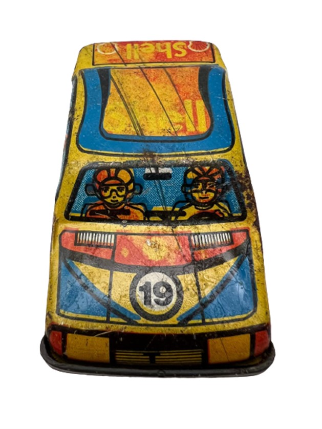 GÜREL TÜRK MALI SARI RENKDE TENEKE 19 NUMARALI SEHEEL REKLAMLI  ALT KISMI PLASTİK OYUNCAK TOFAŞ DOĞAN OYUNCAK YARIŞ ARABA