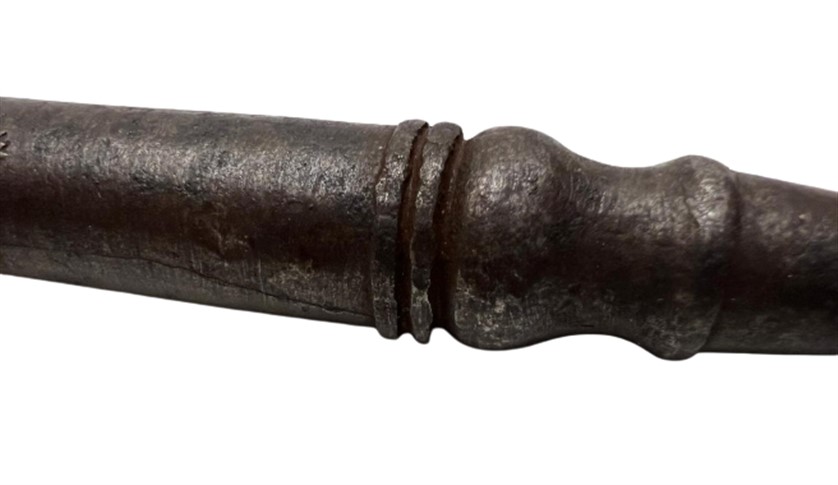 1800 SICAK DÖGME DEMİRDEN EL YAPIM BUYUK BOY  KORSAN MARSİLYA EL YAPIM SANDIK KASA ANAHTARI  ANAHTAR