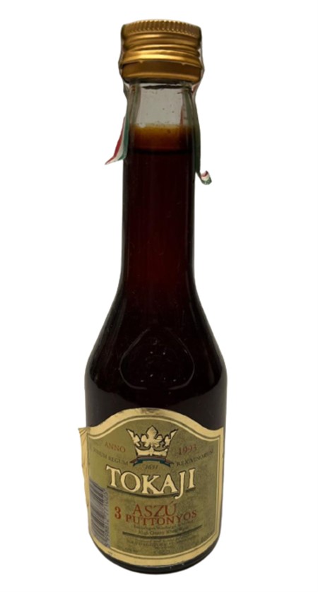 TOKAJI ASZU PUTTONYOS 100 ML MİNYATÜR İÇKİ ŞİŞESİ KAPAGI ACILMAMIŞ DOLU KOLEKSİYON 