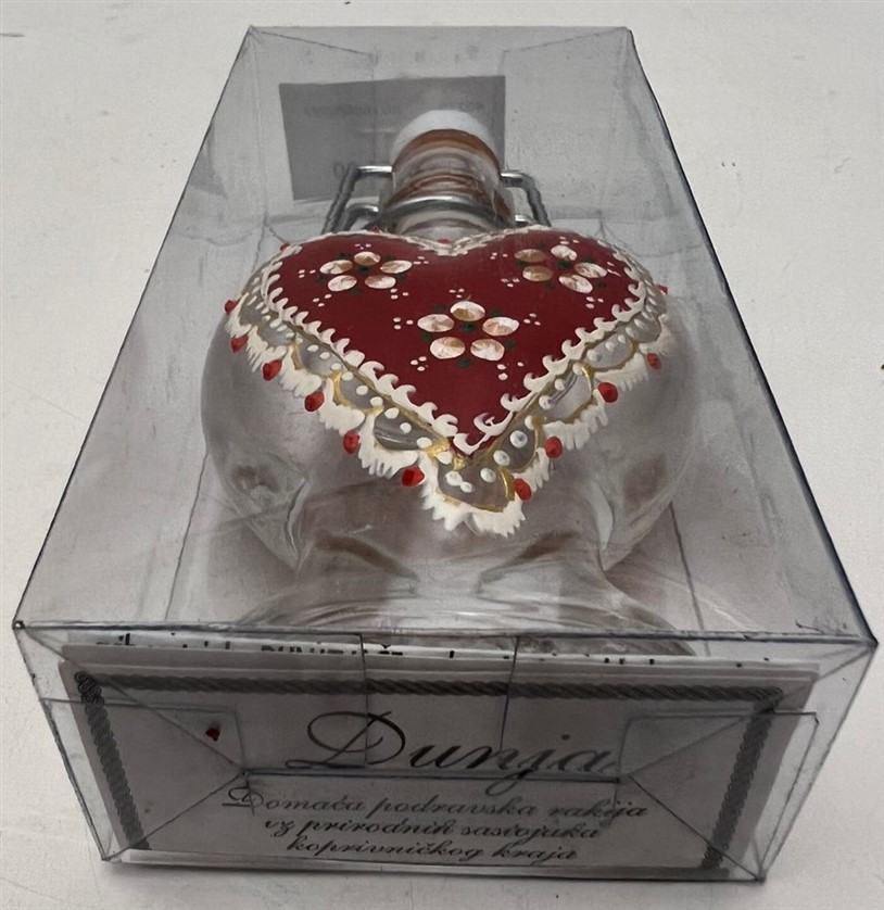 DUNJA  DOMACA RAKİJA CAM ÜJERİ EL BOYAMA KALP İŞÇİLİKLİ 50 ML MİNYATÜR İÇKİ  ŞİŞESİ KAPAGI ACILMAMIŞ DOLU KOLEKSİYON 