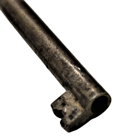 HOTEL ODA KAPI PİRİNC ANAHTARLIK VE ANAHTAR 2 NUMARALI ESKİ HOTEL ODASI KAPI  ANAHTARI